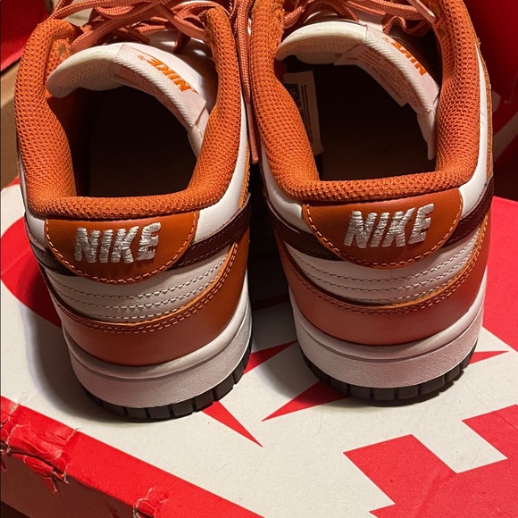 Nike Dunks - Picture 3 of 4